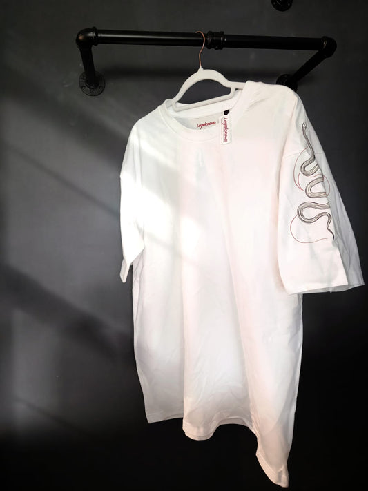 Silent Promise Oversized T-Shirt weiß
